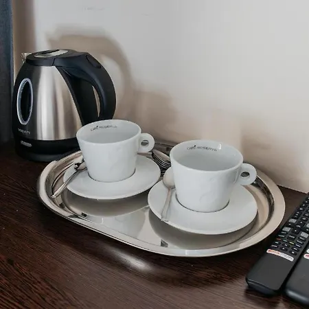 Ah Alessandra Center