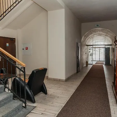 Ah Alessandra Center Apartment *